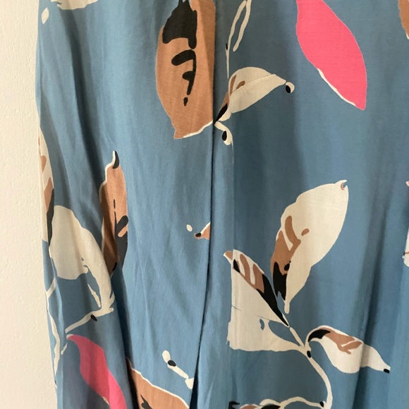 Blue Patterned Blouse - Picture 5 of 6